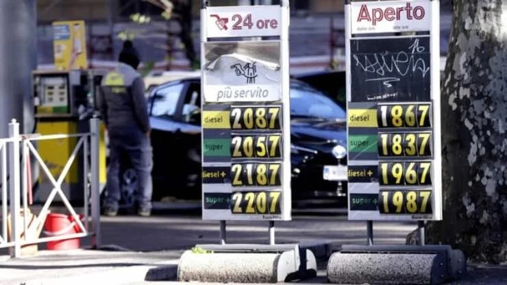 prezzi benzina