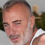 gianluca vacchi e la sua superauto